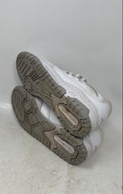 Load image into Gallery viewer, New Balance Unisex 550 V1 BB550PB1 White Lace-Up Sneaker Shoes Size M7 W8.5 D
