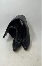 Load image into Gallery viewer, Via Spiga Womens Black Leather Side Zipper Pointed Toe Ankle Bootie Boots Sz 9.5
