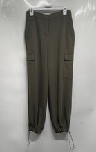 Load image into Gallery viewer, Express Womens Green Tapered Leg Pockets Jogger Cargo Pants Size 2S
