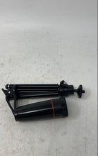 Load image into Gallery viewer, Black Universal Clip-On Mini Telephoto Lens Kit For Smartphones With Tripod
