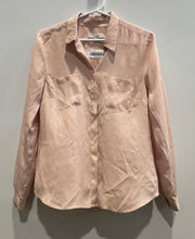 Load image into Gallery viewer, Loft Womens Pink Spread Collar Long Sleeve Button-Up Shirt Size Small
