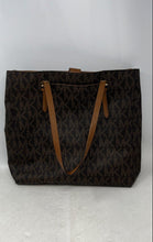 Load image into Gallery viewer, Michael Kors Womens Jet Set Travel Brown Signature Print Double Handle Tote Bag
