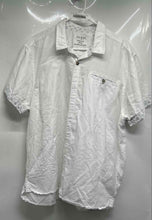 Load image into Gallery viewer, Guess Mens White Short Sleeve Pocket Collared Slim Fit Button-Up Shirt Size XXL
