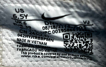 Load image into Gallery viewer, Nike Boys Air Max 95 SE Multicolor Lace-Up Low Top Running Shoes Size 8
