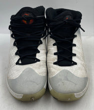 Load image into Gallery viewer, Authentic Nike Mens Air Jordan XXX Black White Sneakers Shoes Sz 11.5 No Insoles
