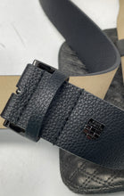 Load image into Gallery viewer, Vince Camuto Womens Black Gray Quilted Leather Adjustable Strap Fanny Pack Bag

