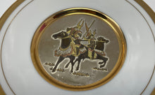 Load image into Gallery viewer, Japanese The Art Of Chokin Samurai Warriors White And Gold Tone Decorative Plate

