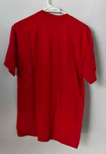 Load image into Gallery viewer, Gildan Mens Red Miami Heat 2006 Eastern Conference Champions NBA T-Shirt Size M
