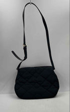 Load image into Gallery viewer, Authentic Marc Jacobs Womens Black Adjustable Strap Quilted Crossbody Bag Worn
