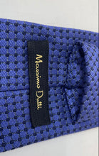 Load image into Gallery viewer, Massimo Dutti Mens Blue Printed Adjustable Pointed Tie
