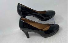 Load image into Gallery viewer, Clarks Womens Brier Dolly Black Patent Leather Slip-On Pump Heels Size 8 M
