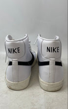 Load image into Gallery viewer, Nike Mens Blazer Mid 77 Vintage BQ6806-100 White Black Sneaker Shoes Size 10
