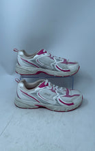 Load image into Gallery viewer, Avia Womens 5000 White Pink Low Top Round Toe Lace-Up Sneaker Shoes Size 6
