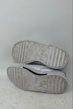 Load image into Gallery viewer, Puma Kids Carina 370678-11 White Black Low Top Sneaker Shoes Size 1C No Laces
