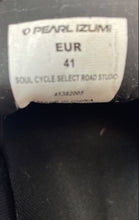 Load image into Gallery viewer, Pearl Izumi X SoulCycle Unisex Black Hook &amp; Loop Road Cycling Shoes Size EUR 41
