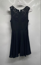 Load image into Gallery viewer, Forever 21 Womens Black Sleeveless Back-Zip Short A-Line Dress Size Small
