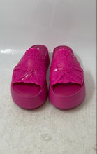 Load image into Gallery viewer, Melissa X Isabela + Chica Capeto Womens Becky Pink Platform Slide Sandals Size 5
