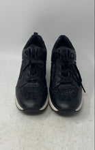 Load image into Gallery viewer, Michael Kors Womens Georgie Black White Lace-Up Sneaker Shoes 10M

