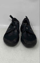 Load image into Gallery viewer, Nike Kids Flex Runner 2 Black Low Top Slip-On Sneaker Shoes Size 4.5Y

