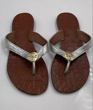 Load image into Gallery viewer, Authentic Tory Burch Womens Silver Brown Leather Flat Flip-Flop Sandals Size 6M
