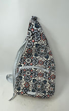Load image into Gallery viewer, Vera Bradley Womens Multicolor Floral Adjustable Strap Inner Pockets Sling Bag
