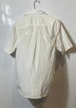Load image into Gallery viewer, Sean John Mens White Cotton Short Sleeve Front Pockets Button-Up Shirt Size M
