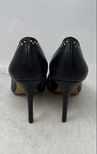 Load image into Gallery viewer, Vince Camuto Womens Black Gold Leather Slip-On Pointed Toe Pump Heels Size 5.5M
