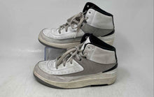 Load image into Gallery viewer, Nike Kids Air Jordan 2 Retro Multicolor Leather Lace-Up Sneaker Shoes Size 3Y
