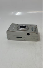 Load image into Gallery viewer, Vivitar PZ2800 Silver Tone Power Zoom 35mm Point &amp; Shoot Film Camera Not Tested
