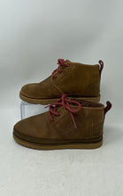 Load image into Gallery viewer, Ugg Mens Neumel 1017254 Brown Round Toe Lace-Up Chukka Boots Size 6
