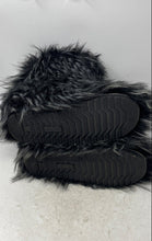 Load image into Gallery viewer, Unbranded Womens Gray Fluffy Pull-On Winter Snow Boots Size 10

