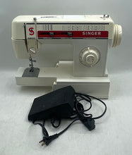 Load image into Gallery viewer, Singer 3343C White Easy Thread Pattern Selection Sewing Machine Untested
