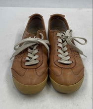 Load image into Gallery viewer, Authentic Tory Burch Womens Murphey Brown Leather Sneaker Shoes Size 7 M Damaged
