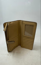 Load image into Gallery viewer, Coach Womens Beige Pebbled Leather ID Card Holder Bifold Wallet
