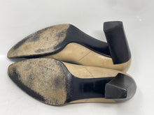 Load image into Gallery viewer, Authentic Prada Womens Beige Black Leather Pump Heels Size EUR 38.5 Damaged
