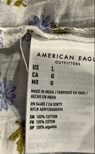 Load image into Gallery viewer, American Eagle Outfitters Womens White Blue Floral Short Sleeve Blouse Top Sz L
