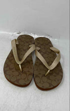 Load image into Gallery viewer, Coach Womens Zak FG3434 Beige Signature Print Slip-On Flip Flop Sandals Size 7B
