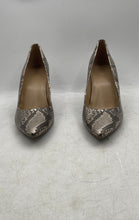 Load image into Gallery viewer, Michael Kors Womens Flex Beige Brown Snakeskin Stiletto Pump Heels Size 11M
