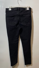 Load image into Gallery viewer, American Eagle Outfitters Womens Black Dark Wash Denim Skinny Leg Jeans Size 8
