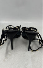 Load image into Gallery viewer, Steve Madden Womens Bradshaw Black Gold-Tone High Heel Ankle Strap Sandals Sz 7M
