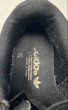 Load image into Gallery viewer, Adidas Mens Samoa AQ7907 Black White Leather Lace-Up Sneakers Shoes Size 9.5
