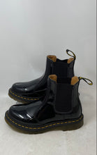 Load image into Gallery viewer, Dr. Martens Womens 2976 Black Patent Leather Pull-On Chelsea Boots Size 6
