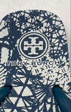 Load image into Gallery viewer, Authentic Tory Burch Womens Blue White Flip Flop Sandals Size 6-7 Damaged

