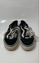 Load image into Gallery viewer, Vans Unisex Off The Wall 721278 Black White Sneakers Shoes Size M 5.5 W 7
