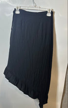 Load image into Gallery viewer, Guess Womens Black Flat Front Ruffle Trim Asymmetrical Wrap Skirt Size XS
