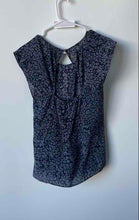 Load image into Gallery viewer, Banana Republic Womens Blue Silk Animal Print Flutter Sleeve Blouse Top Size 0
