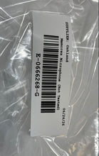 Load image into Gallery viewer, Memorex Silver-Tone Black Handheld Dynamic Wired Microphone Not Tested
