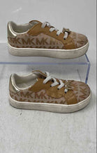 Load image into Gallery viewer, Michael Kors Girls Oak 2 Brown White Monogram Lace-Up Sneaker Shoes Size 6
