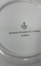 Load image into Gallery viewer, Winterling Ingresso Di Enrico IV A Parigi Gold Trim Collector Plates
