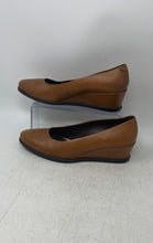 Load image into Gallery viewer, Ecco Danish Design Womens Shape 45 Brown Leather Slip-On Pump Heels Size EU 41
